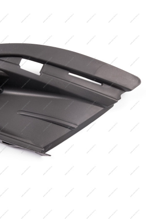 Заглушка переднего бампера правая +левая (FL) LADA GRANTA 2018- кампласт КАМПЛАСТ-Т ООО г. Тольятти 8450100962+63