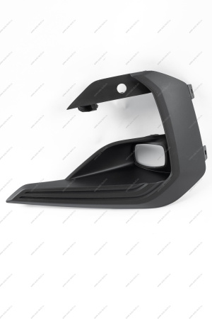 Облицовка ПТФ правая ( с отв. под парктроник) LADA Vesta SW Cross FL Lada LADA 8450042711