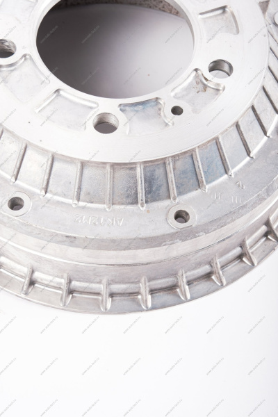 Барабан тормозной задний ВАЗ-2121/Lada Niva, 4x4, Travel Lada LADA 21210350207000