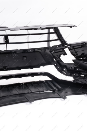 Бампер Lada Vesta SW Cross/Cross седан передний (шагрень) Lada LADA 8450033685