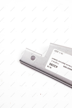 Кронштейн ВАЗ-2121 крепления фартука правый Lada LADA 21210840431400