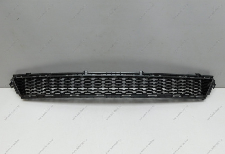 Решетка бампера передняя Kia Ceed 2012-2018 Bodyparts Bodyparts KACEE15-190