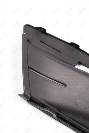 Заглушка переднего бампера правая +левая (FL) LADA GRANTA 2018- кампласт КАМПЛАСТ-Т ООО г. Тольятти 8450100962+63