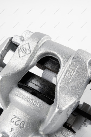 Суппорт передний правый в сборе Renault Logan II, Sandero II (суппорт 410016069R +2шт тормозн.колодки 410602581R) Renault RENAULT 410006865R