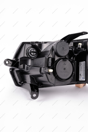 Фара правая RENAULT Logan 2014- ALRU.676512.128 лампа H7 Renault RENAULT 260106223R