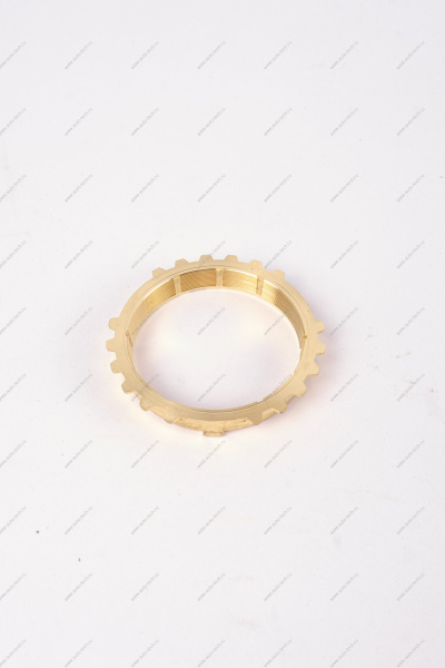 Кольцо блокируюшее кпп синхронизатора 3-4 передачи LADA Largus КПП-JR5/JН3 Renault RENAULT 326041339R