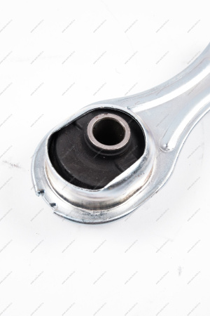 Штанга подвески двигателя RENAULT Logan 2014- с подушкой и сайленблоком в сборе Gallant Gallant GLRP33