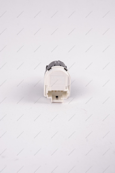 Крыло RENAULT Logan/Рено Логан переднее левое с отв. под повторит 2014- Gamma GAMMA A473BLH