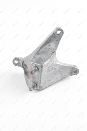 Кронштейн LADA XRAY/Largus левой опоры подвески двигателя (P4M,P4P-BVR5,BVI5) (2 шпильки) Lada LADA 8450020020