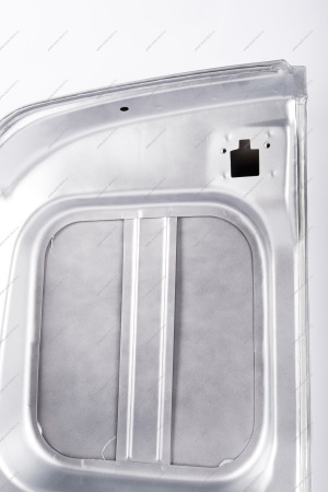 Дверь задка правая (глухая) LADA Largus/Лада Ларгус крашеная 691 Платина (Серебристый) GAMMA GAMMA 901004643R-691-GAMMA