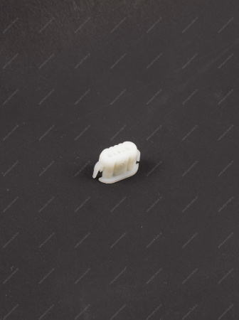 Зажим облицовки от крышки багажника LADA XRAY АвтоВАЗ LADA 7703081233