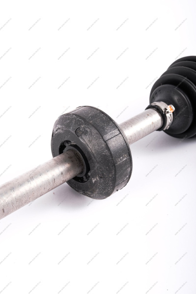 Привод правого переднего колеса (24*33зуб) LADA XRAY/Largus (GKN Driveline) Lada LADA 8450020013