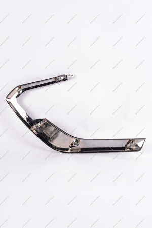 Молдинг переднего бампера нижний правый (хром) LADA Vesta FL Lada LADA 8450040052