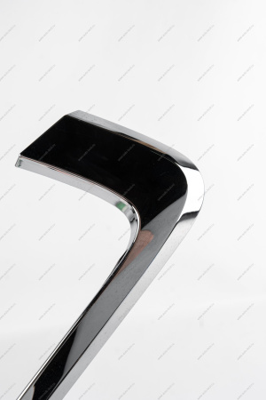 Молдинг переднего бампера верхний левый (FL) LADA GRANTA 2018- Lada LADA 8450100991