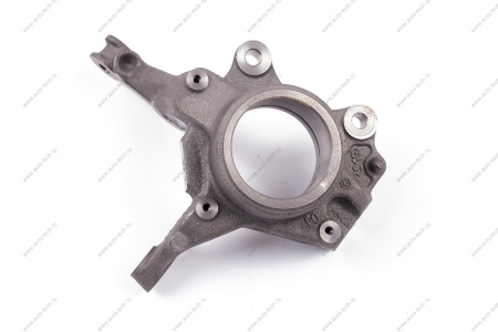 Кулак поворотный правый RENAULT Duster Renault RENAULT 8201698229