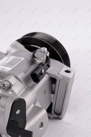 Компрессор LADA XRAY/Renault Logan II кондиционера двигат H4M Renault RENAULT 926000216R