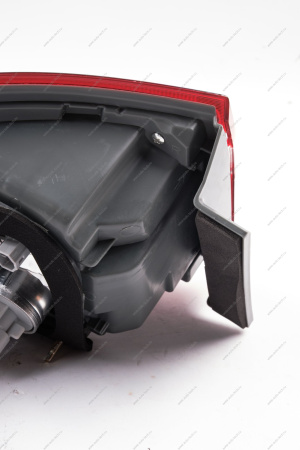 Фонарь LADA Vesta/SW/ SW Cross задний правый боковой Cartronic Cartronic CTR0119123