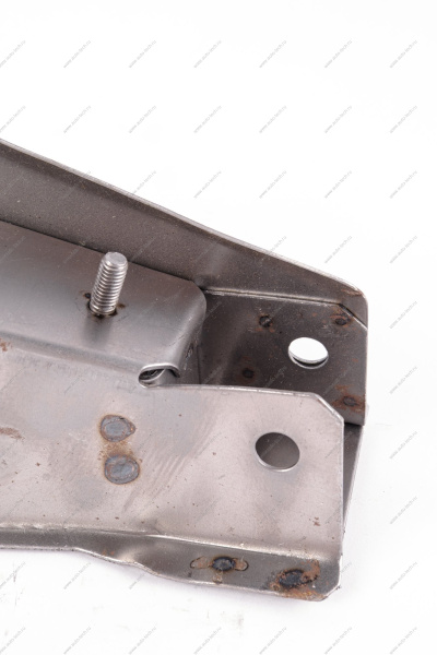 Кр-н ВАЗ-2101 крепления штанги (солдатик с косынкой) Kamaz KAMAZ 21010-5101202-61