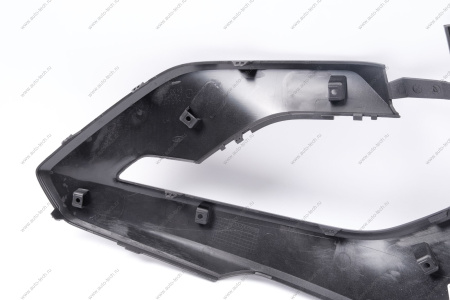 Накладка переднего бампера левая без отвер. под датчик слепой зоны в цвет 672 Пантера (черный) LADA Vesta SW Cross NG Lada LADA 8450040063-672