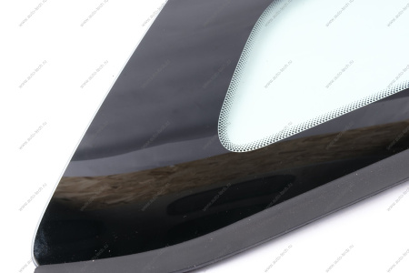 Стекло окна боковины правое с уплотнителем Lada Vesta SW/SW Cross Tinted (тонирован) Lada LADA 8450046218