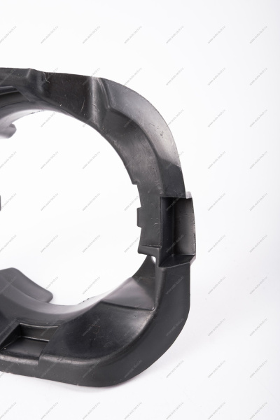 Держатель птф правый RENAULT Duster/Рено Дастер (пласт) Renault RENAULT 6001549321