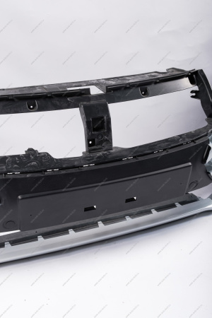 Бампер LADA Largus (FL) NEW передний с буксирной проушиной крашеный в цвет 221 Ледниковый (Белый) Lada LADA 8450091522-221